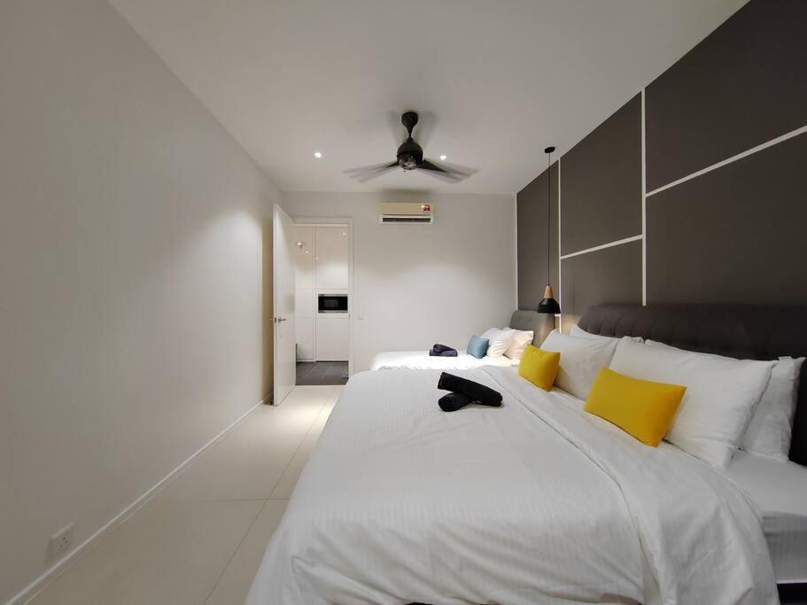 Pangsapuri Arcoris Mont Kiara 6# Cozy 1 Bedroom#1-3 Pax # Kl *